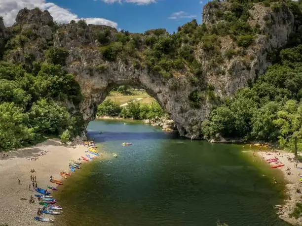 Vallon-Pont-d'Arc et les gorges de l'Ardèche
