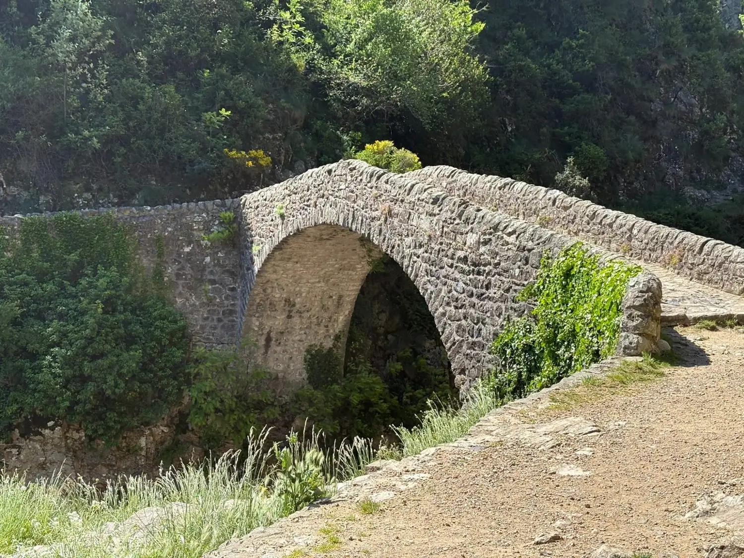 Paysage, nature et village d'Ardèche — week-end en amoureux en Ardèche depuis Aubenas